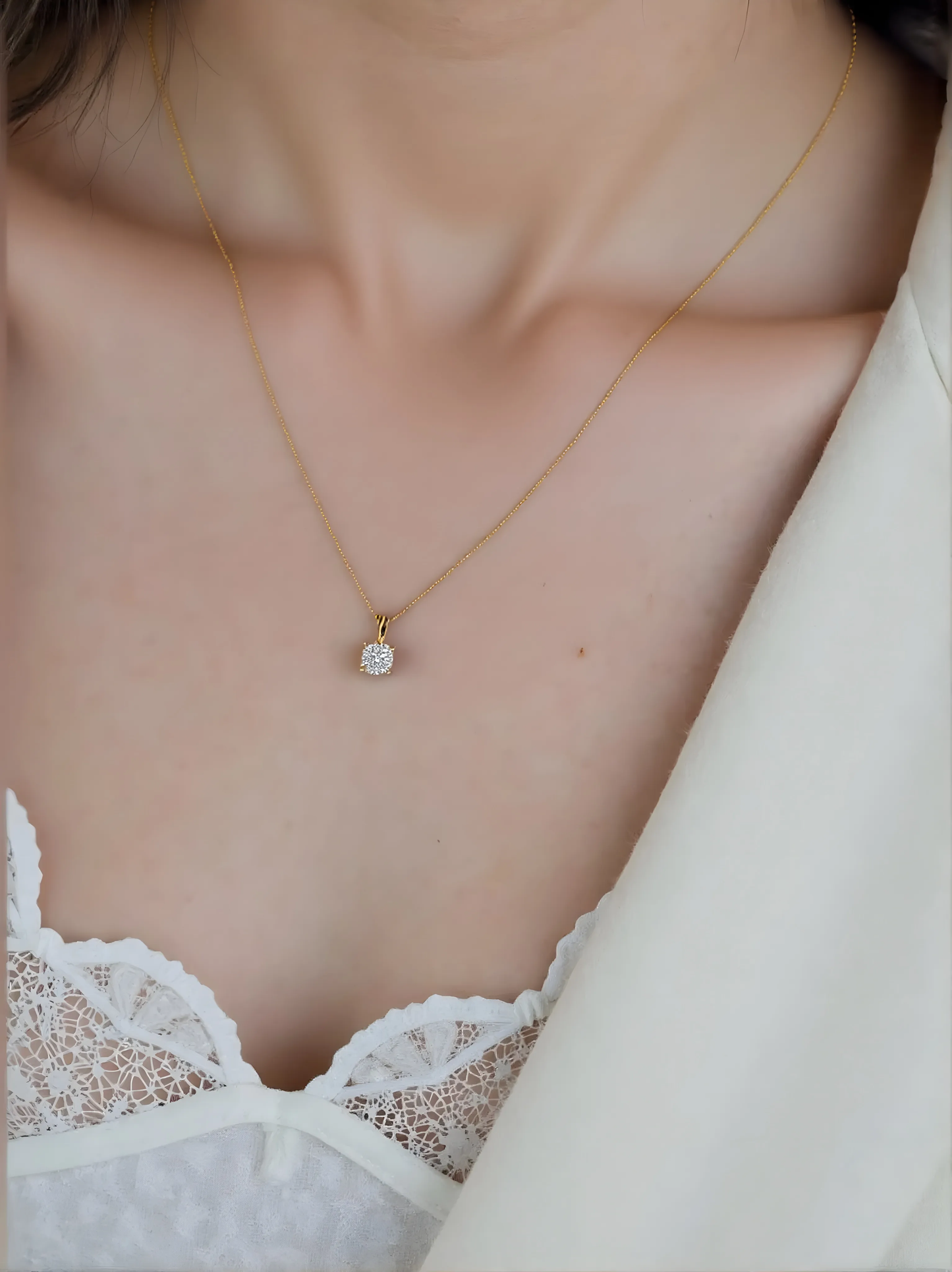 14K Gold Solitaire Pendant Necklace